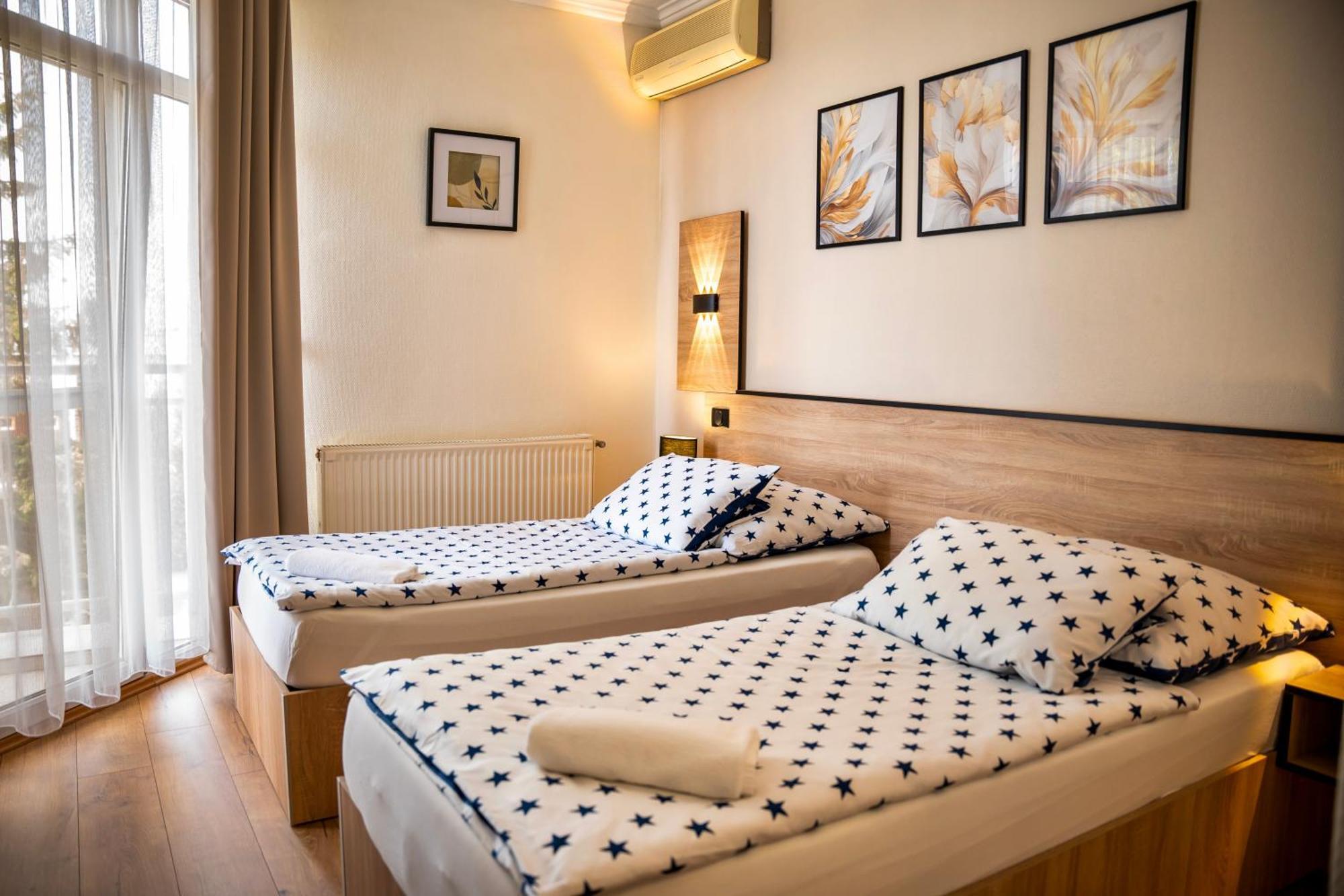 Hotel Bolero Győr Exteriör bild
